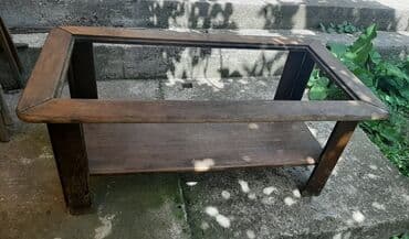 iznajmljivanje klupa i stolova: Sto sa staklom za restauraciju Klub sto sa staklom Poprilično — 11