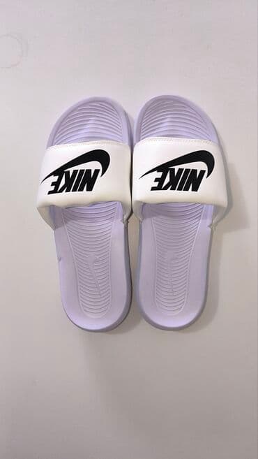zenska obuca broj 35: Papuče za plažu, Nike, 38 — 10