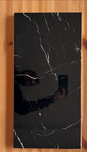 Tapete: Zidne obloge 3D Cena 480 din po tabli (60x30) Ne salje se ispod 10 — 3