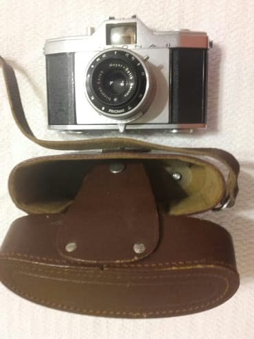 kamere u kragujevcu: PENTONA analogni foto aparat kolekcionarski primerak ima kožnu futrolu — 3