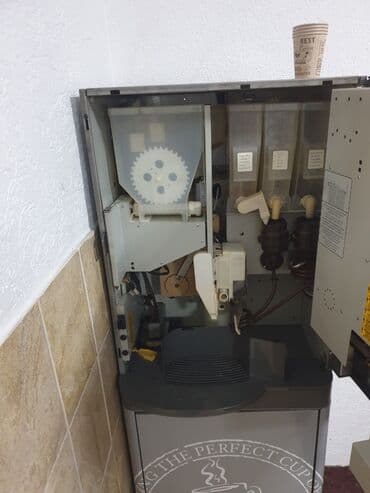 delonghi aparat za kafu: Samousluzni kafemat — 7