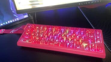 svetleća tastatura: Attack Shark X68 HE 0.01odaziv i 8khz tastatura sa prilagodljivim RGB — 2