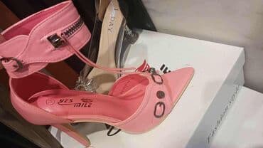 perla obuca sandale: Sandale, Alexander McQueen — 1