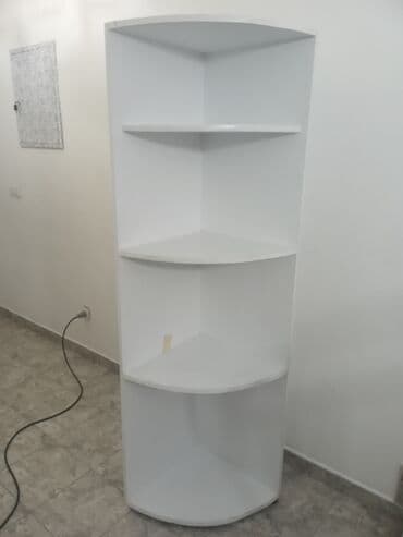 polovan namestaj iz inostranstva u palanci: Komoda za ugao bele boje dim visina 194 cm širina 71 cm širina — 1