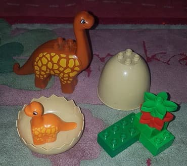 jeftine lego kocke: Lego duplo set 5596 .na slici su tri seta i 5596. lego dinosaurus — 3