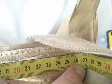 šampon od koprive bez sulfata i parabena: Sandale, 40 — 8