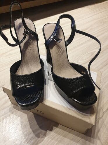 parfemske note: Sandale, 40 — 2