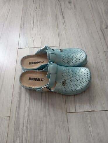 desigual s: Klompe, Leon, 40 — 2