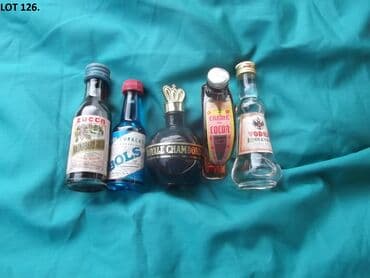 how i met your mother sa prevodom sve epizode: Reklamne flašice mini bottles unučići čokanji fraklići 5. Kao sa slika — 6