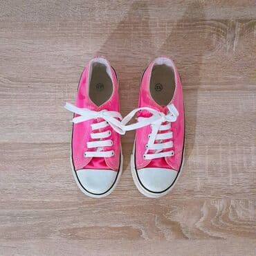 deichmann sandale deca: Size - 33 — 2