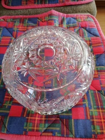 staklene case novi sad: Kristalna činija, prečnika 20cm — 2