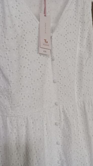 bata obuca velicine u cm: 2XL (EU 44), bоја - Bela, Oversize, Top (bez rukava) — 3