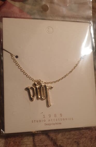 dior ulje za usne: Ogrlica sa priveskom, Materijal: Hirurški čelik — 1