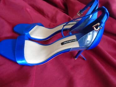 suknja sorc stradivarius: Sandale, Stradivarius, 40 — 1