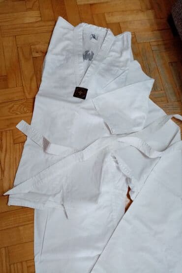 karate pojasevi: Kimono za tekvondo.
U odličnom stanju, malo nosen! — 1