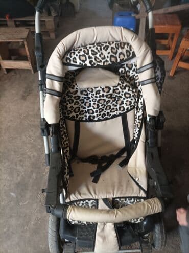 poklanjam stvari za bebe 2023: Dečija kolica marke Lux4kids sa leopard printom. Kolica imaju korpu za — 3