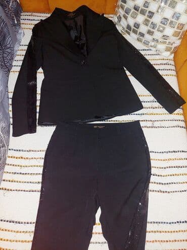 parka s: S (EU 36), Jednobojni, bоја - Crna — 6