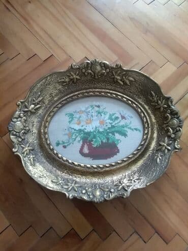 lavabo sa ormaricem i ogledalom: Goblen, 33 x 39 cm — 1