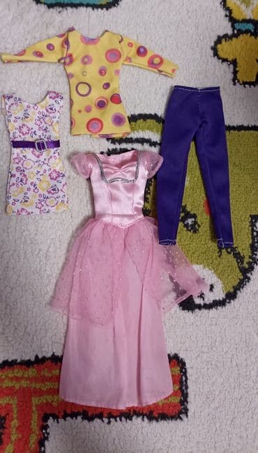 zara s: Barbie original garderoba za lutke barbike,4 komada — 1