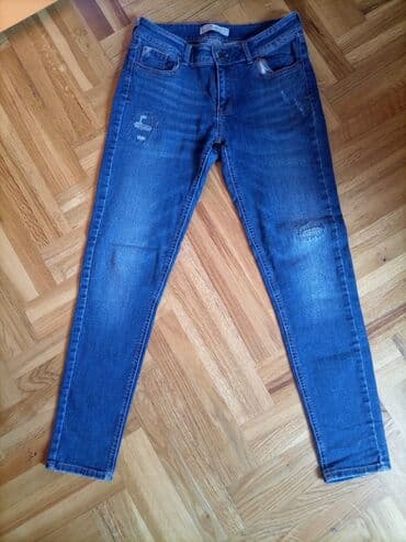 Pantalone, Farmerke, Šortsevi: Zara farmerke vel 38,jako mekane i pune elastina — 1