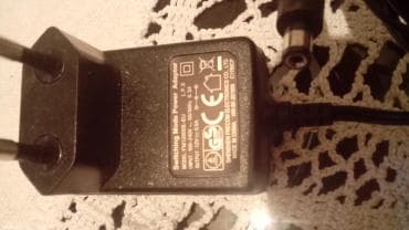 Elektronika: Ispravljaci Vise kom 5v 1,2a,,,5v 2a,,9v,,,12v o,5a,,,12v 1a,,,,,12v — 4