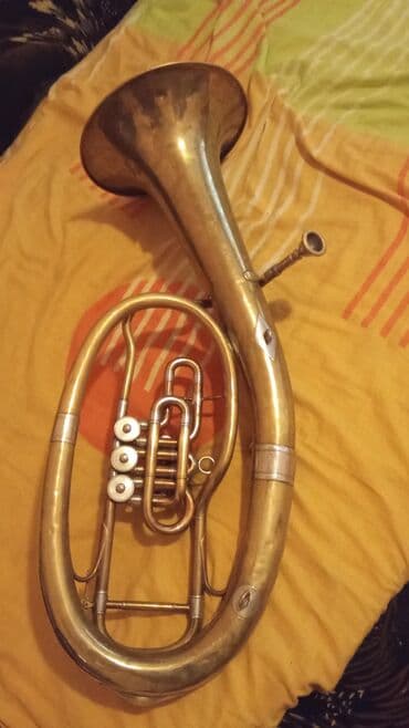 Muzički instrumenti: Duvacki instrument,tenor — 2