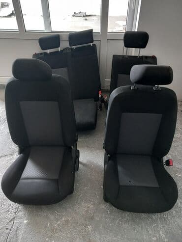 auto delovi univerzal крушевац слике: Sedista za mercedes a klasu — 3
