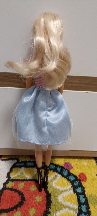 zara s: Barbie lutka bez oštećenja — 2