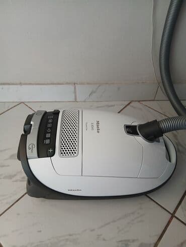 usisivac za mokro i suvo usisavanje kupujem prodajem: Na prodaju vrhunski usisivač Miele S 8340 u perfektnom stanju. Za sve — 3