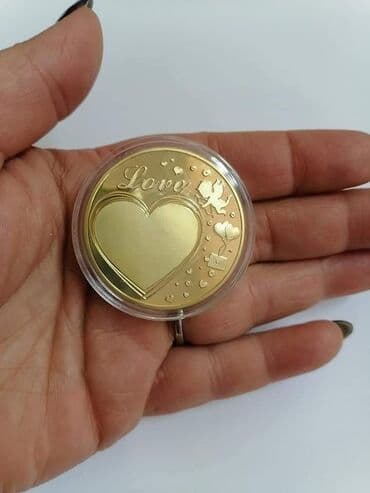 kupujem gramofonske ploče: Graviran zlatnik, dostupan i srebrnjak,dobija se u kapsuli idealno za — 6