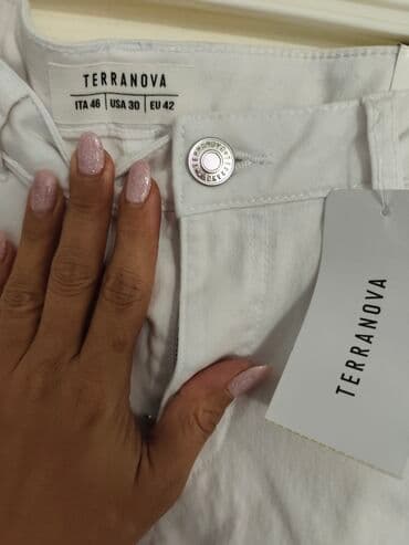 vunene pantalone: Bele Terranova farmerke, slim fit kroja. Izrađene su od prijatnog — 2