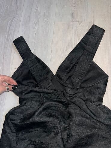 midi haljine h m: H&M M (EU 38), bоја - Crna, Večernji, maturski, Na bretele — 2