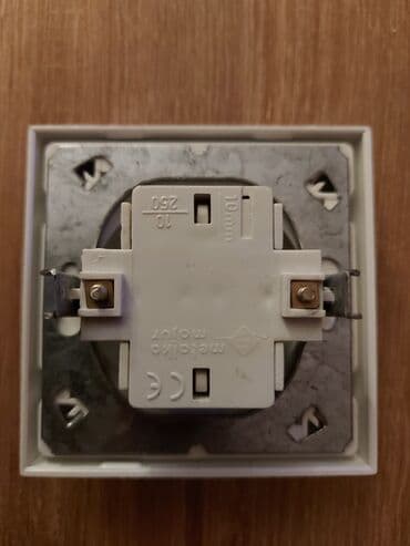 kabl 3x2.5 cena kupujem prodajem: Jednopolni elektro prekidač 10A/250V u odličnom stanju — 2