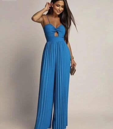 ps fashion kombinezoni 2022: 2600 — 4