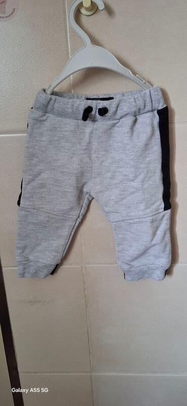 Pantalone: 62-68, bоја - Siva