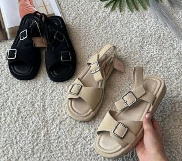Sandale: Sandale