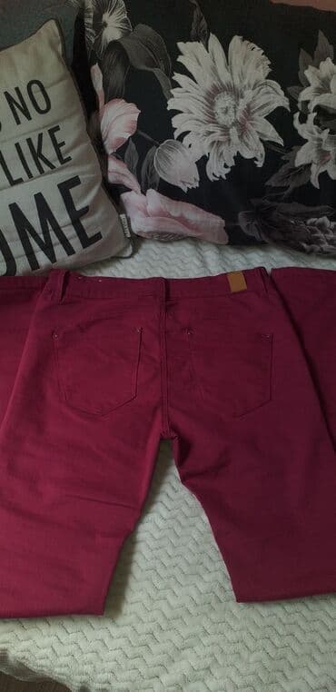pantalone s: NOVO. Stradivarius farmerice samo skinuta etiketa vel.38 sa dosta — 5