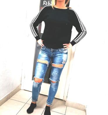 baggy ripped jeans: Farmerice Uvoz Francuska
Extra model
Vel 26
Sa dosta elastina — 3