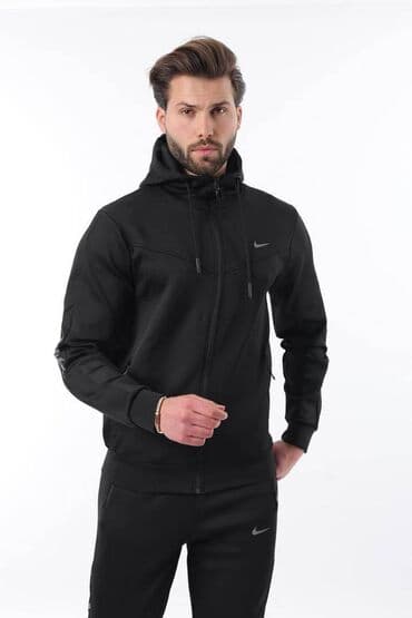 prsluk i pantalone komplet: Nike muška trenerka

Novo
Mokra likra
Veličine m l xl 2xl — 9