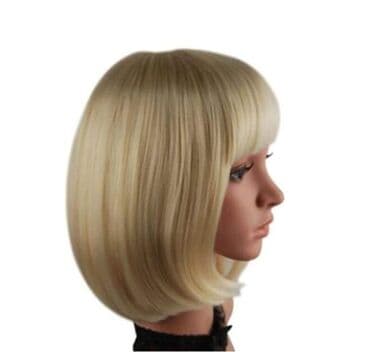 lace front perike: Perike
Cena:3200din — 3