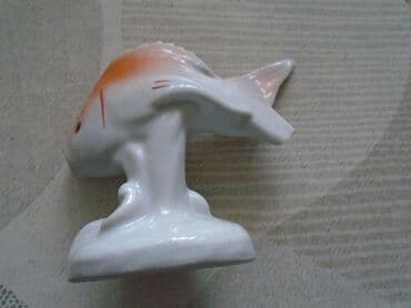 delovi za maketu fice: Vintage porcelanska figura ribe — 2