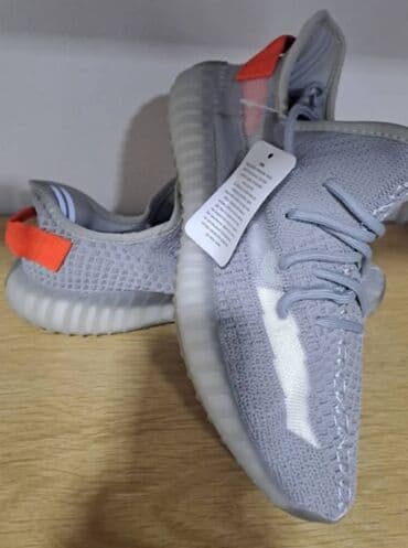 iqos 2.4 boje: Yeezy boost CENA 3650DIN✅️ GAZISTA 37(23,5); 38( 24,5); — 4