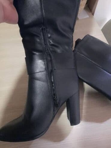 papuce h m: High boots, 36 — 2