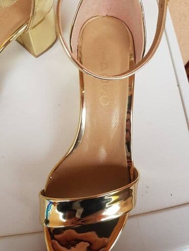 papuce h m: Sandals, 36 — 4