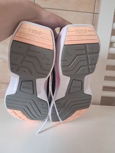 zenska obuca broj 35: Puma, 39 — 4
