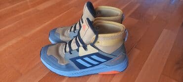 Muška obuća: Čizme, Adidas, veličina - 38 — 2