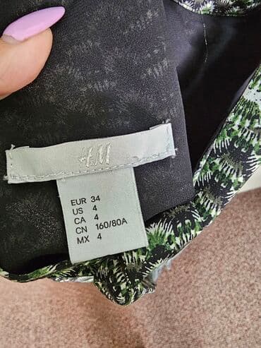 haljina xs s: H&M XS (EU 34), bоја - Šareno, Na bretele — 2