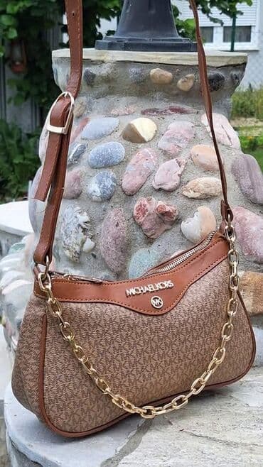 lakovane torbe zenske: Torba za rame, Michael Kors — 1