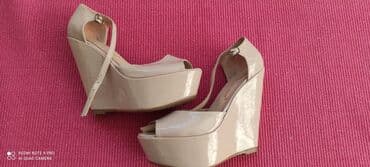 puder bez talka: Sandale, 38 — 1