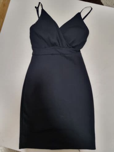 haljine crne: 9Fashion Woman S (EU 36), bоја - Crna, Oversize, Kratkih rukava — 1